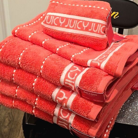 Juicy Couture Home Juicy Logo Textured Bath & Towel Set - Picture 5 of 10